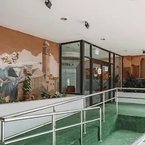 *** Hotel Hi Dot Singapour